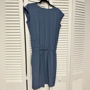 Albion fit anywhere dress size medium